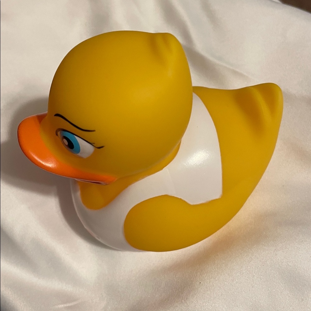 Collectible Hooters Yellow Duck with White and Orange Details - Picture 3 of 4